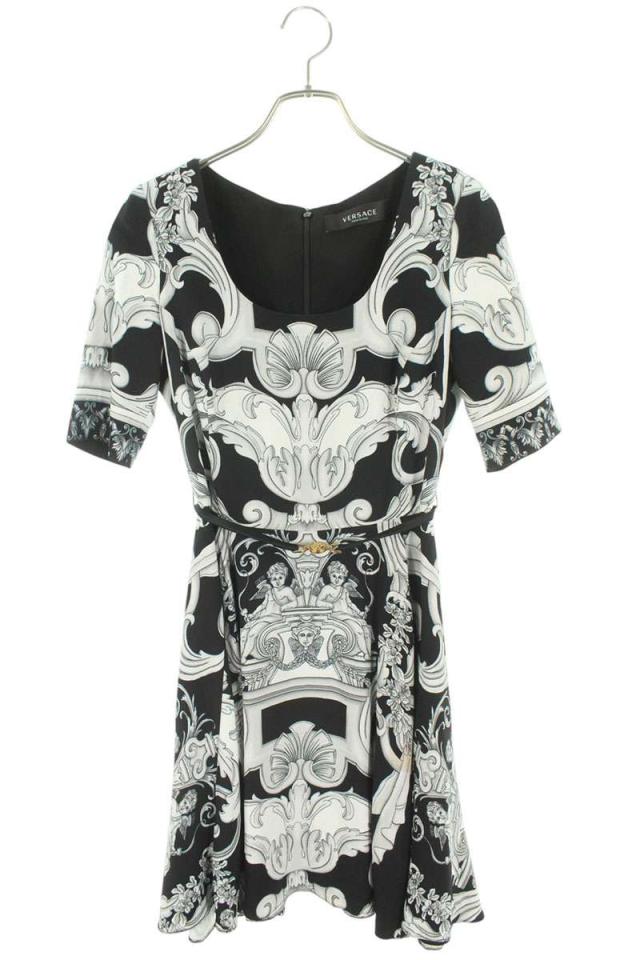 ジャンニヴェルサーチ サイズ:36  1006721 1A04614 ベルト付き総柄ワンピース 中古 BS99