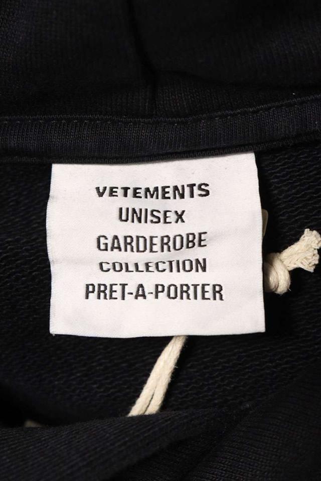 ヴェトモン サイズ:XS 25AW UCF76HD100B COF LOGO OVERSIZEDプル ヴェトモン サイズ:XS 25AW UCF76HD100B COF LOGO OVERSIZEDプル