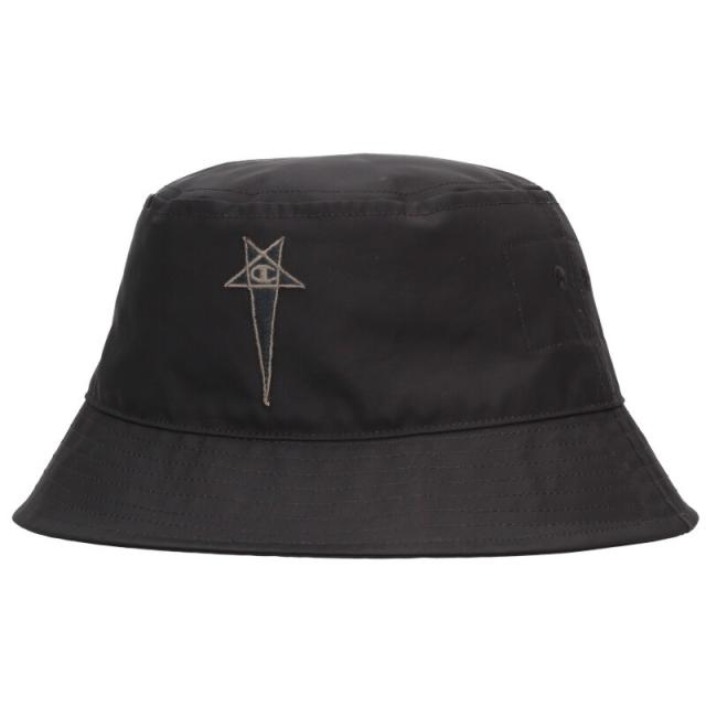 リックオウエンス  チャンピオン サイズ:ML  CM01D6096-CHNY ロゴ刺繍ナイロンバケットハット 中古 BS99