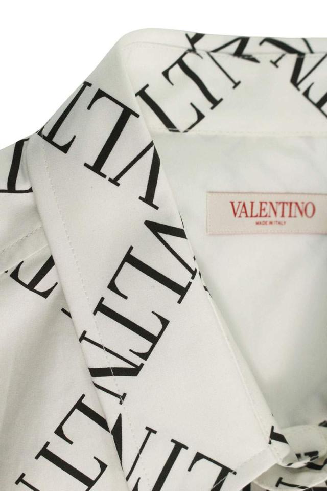 ヴァレンティノ サイズ:40  3V5AAA45QTN ロゴ総柄半袖シャツ 中古 BS99 ヴァレンティノ サイズ:40 3V5AAA45QTN ロゴ総柄半袖シャツ 中古 BS99