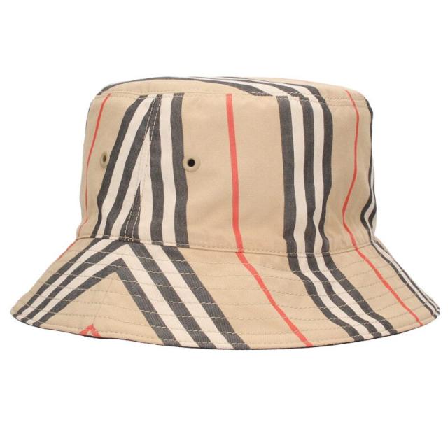 バーバリー  ヴィンテージチェックリバーシブルバケットハット 中古 BS99