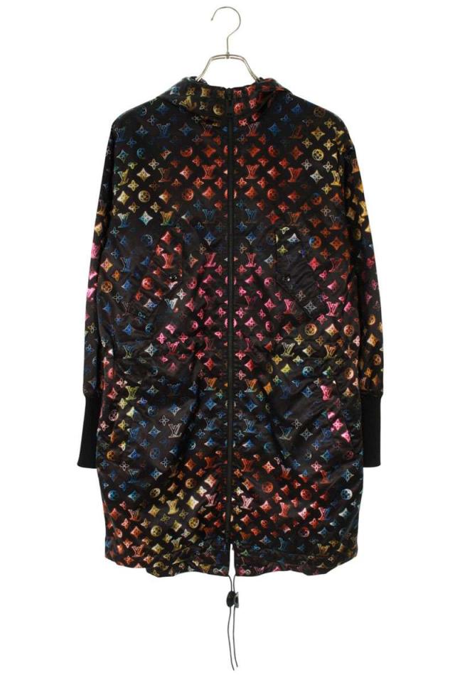 ルイヴィトン サイズ:32  22SS  RW221W KT7 FMOW20 モノグラム総柄フーデッドナイロンコート 中古 SB01