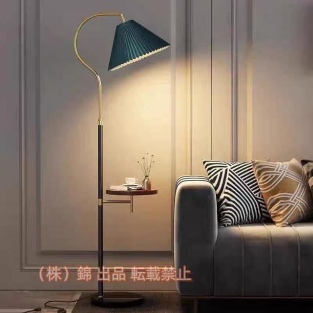 フロアランプ フロアライト 間接照明 木製のテーブル付き 北欧