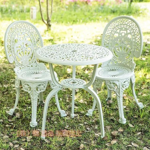 ガーデンテーブルセット 2脚の椅子付き アンティーク ヴィンテージ