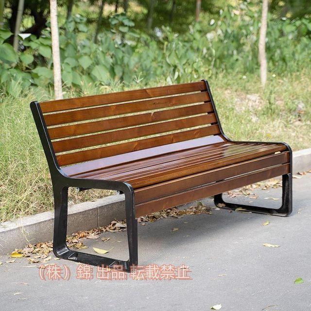 3 の座席パティオの庭のベンチ公園のベンチ、耐候性がある防蝕木製のパティオのベンチ、鋳造アルミ 株式会社錦フレームが付いている余暇の倍の座席の家具の椅子