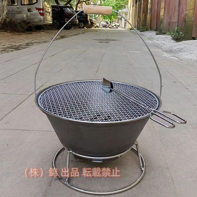 庭園家庭用便携式鋳鉄火鉢バーベキューグリル 炭焼きオーブン 株式会社錦 囲炉裏でお茶を沸かします