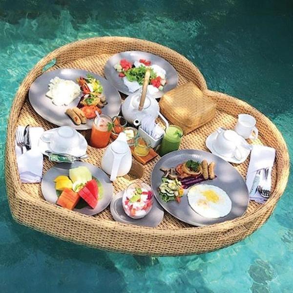 フローティングプールトレイ、 フローティングサービング