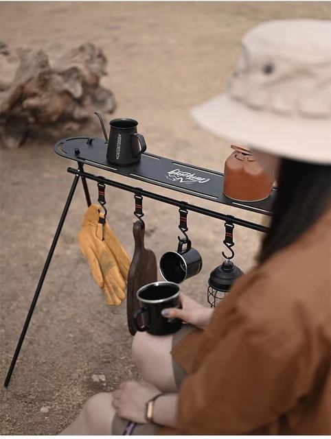 アウトドア三角シェルフ アウトドア キャンプ 棚 収納棚 ハンガーラック バーベキュー ラック　折り畳み キャンプシェルフ 置台 アルミ合金 収納袋付 アウトドア三角シェルフ アウトドア キャンプ 棚 収納棚 ハンガー