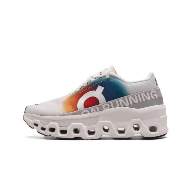 On オン Cloudmonster 2 ユニセックス スニーカー ホワイト Women's Cloudmonster 2 | White | On United States