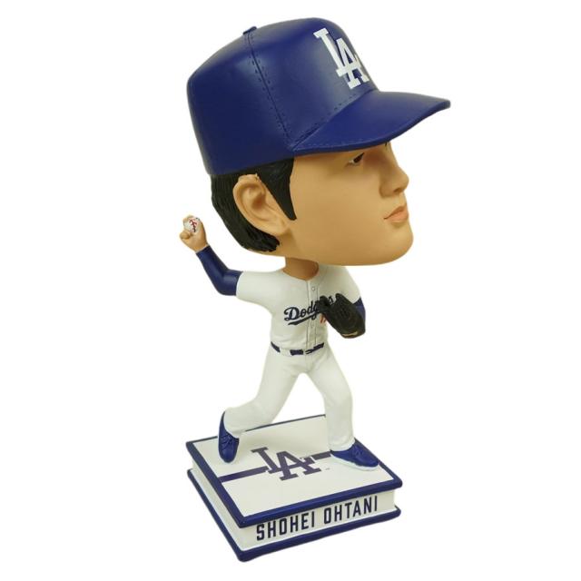 大谷翔平 ボブルヘッド シリアルナンバー入り9.5インチ ビッグヘッド フィギュアMLB BIG HEADS 9.5INCHLA DODGERS ロサンゼルス ドジャース メジャー リーグ白 ユニフォーム インテリア 24.13cm ピッチング 限定観戦 応援グッズ 公式グッズ 野球