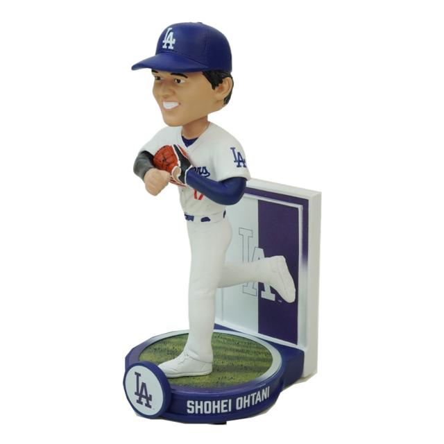 大谷翔平 ボブルヘッド シリアルナンバー入り8インチ バナーシリーズ ピッチング ボブルヘッド フィギュアMLB BANNER SERIES 8inch OHTANILA DODGERS ロサンゼルス ドジャース メジャー リーグ インテリア 20.32cm バッティング 限定 公式グッズ_3