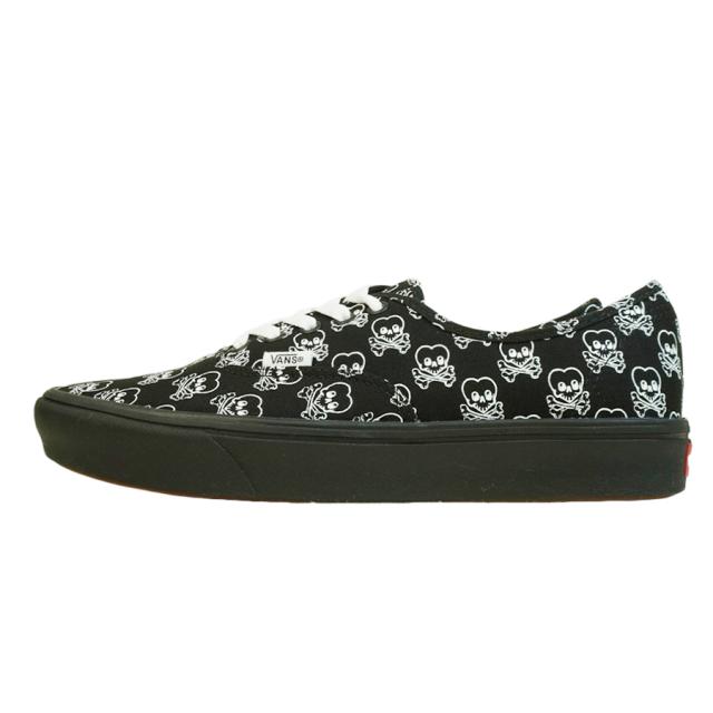 VANS スニーカーVANS ヴァンズ バンズCOMFYCUSH AUTHENTIC コンフィークッシュ オーセンティックスカルプリント ブラック/ホワイト クロスボーン 総柄 ハート 黒メンズ レディース スニーカー 靴 ローカット スケシュー VANS スニーカーVANS ヴァンズ バンズCOMFYCUSH AUTHENTIC コンフィー