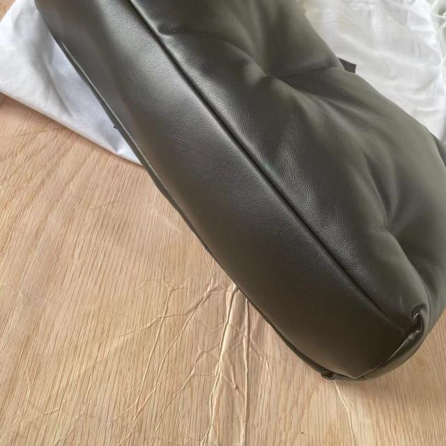 Maison Margiela ミディアム黒 チェーンショルダー レザー Maison Margiela ミディアム黒 チェーンショルダー レザーの通販