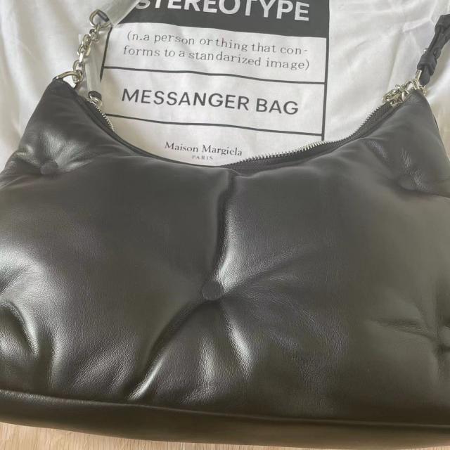 Maison Margiela ミディアム黒 チェーンショルダー レザー 楽天市場】MM6 Maison Margiela チェーンウォレット レザー財布