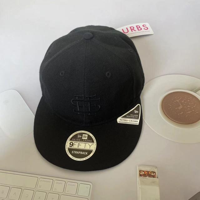 SEE SEE × NEW ERA 950 ブラック×ホワイト Amazon.co.jp: WEB SEE SEE