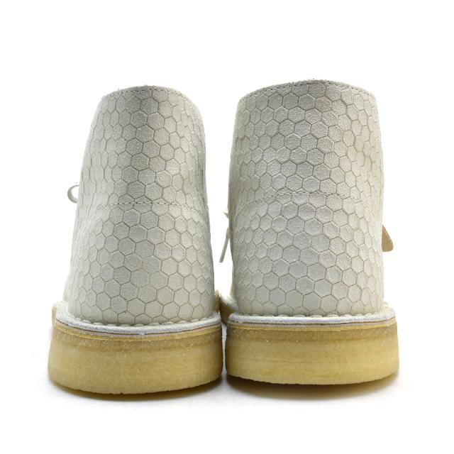クラークス デザートブーツ メンズ オフホワイト スエード ブーツ CLARKS DESERT BOOT 26115228 OFF WHITE SUEDE_2