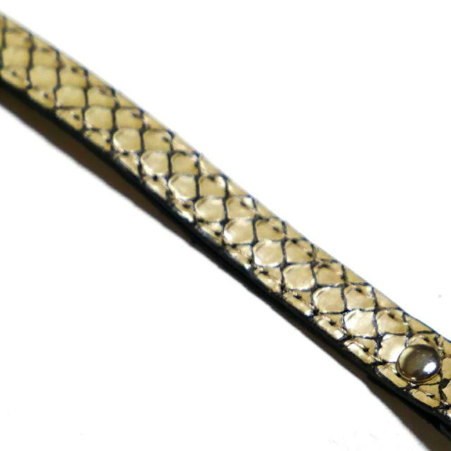 ID カードホルダー 両面クリア窓 伸縮リール ストラップ付 横型