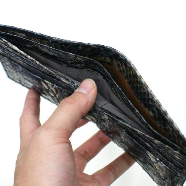 財布 二つ折り財布 折り財布 小銭入れ無し パイソン 蛇革 純札 無双仕様 カード収納 サイフ さいふ 札入れ メンズ財布 本革財布 日本製 黒 ハードシェード ブラック_4