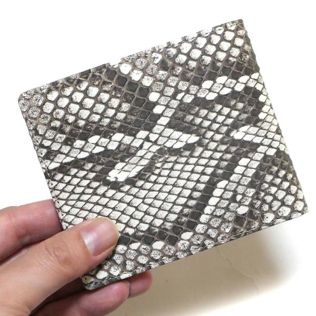 財布 二つ折財布 小銭入れなし 蛇革 財布 純札 パイソン革 蛇革 ヘビ革 モラレスパイソン マット_1