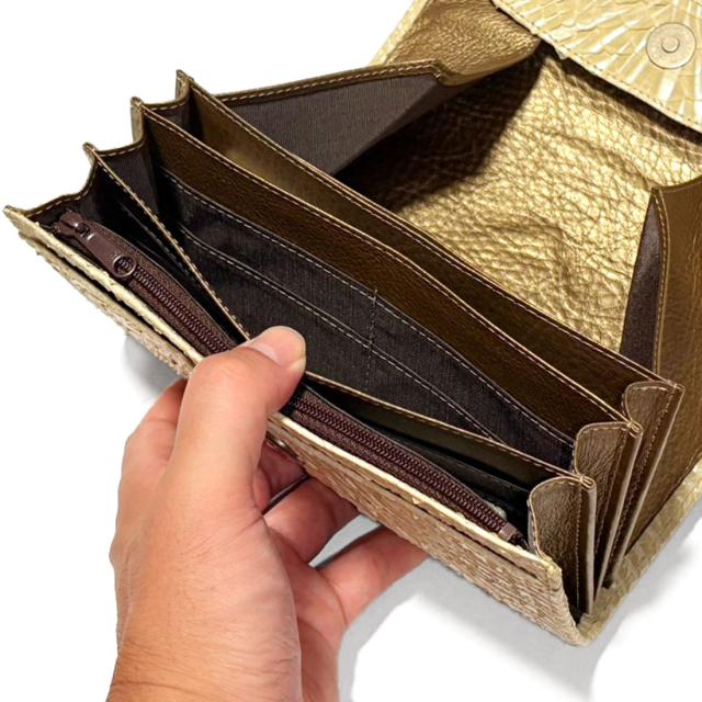 ギャルソン長財布 本革 パイソン ウェーブ 大きめ 収納力 高級感 ユニセックス 日本製 財布 ギャルソン財布 メンズ レディース カード入れ 札入れ ファスナーポケット付き_5