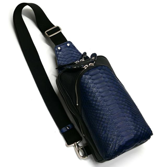 ボディバッグ メンズ レザー ショルダーバッグ 斜めがけ / 縦型 大容量 / 本革 パイソン革 蛇革 / ダイヤモンドパイソン 藍染 2
