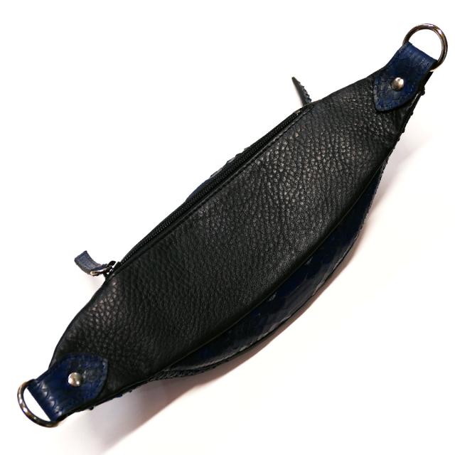 ボディバッグ ワンショルダーバック コンパクト 横型 / パイソン革 蛇