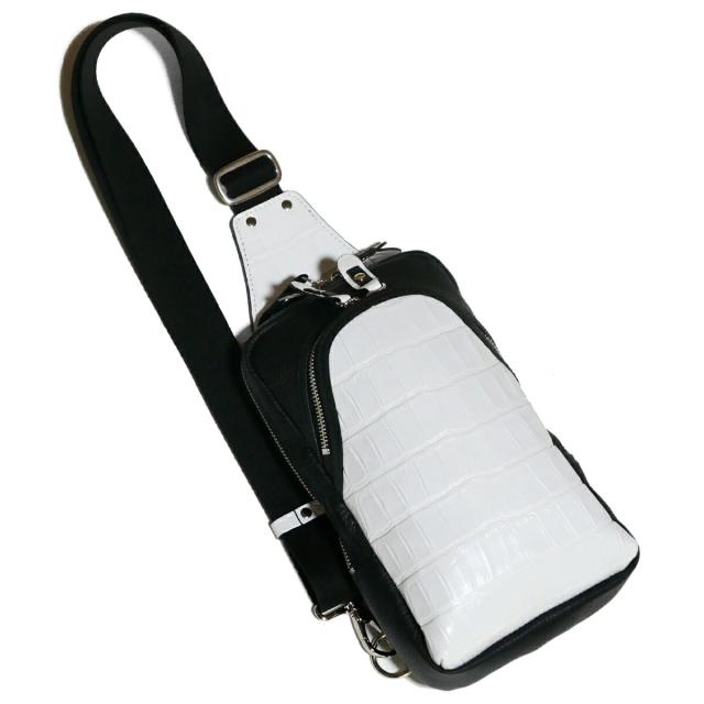 ボディバッグ メンズ レザー ショルダーバッグ 斜めがけ / 縦型 大容量 / 本革 牛革 ワニ革 クロコダイルレザー ブリリアント ホワイト