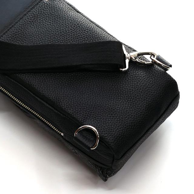 ボディバッグ メンズ レザー ショルダーバッグ 斜めがけ / 縦型 大容量