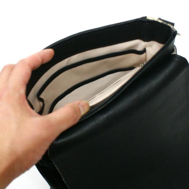 ショルダーバッグ 斜めがけバッグ 肩掛けバック / 縦型 B5 かぶせ型 / パイソン革 牛革 / マット ベージュ_3