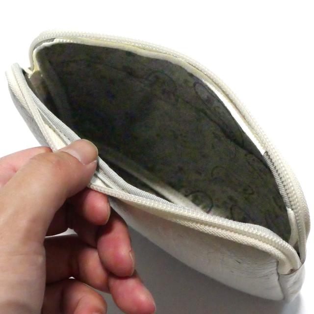 ポーチ 通しマチ / Sサイズ / 本革 オーストリッチ革 ダチョウ革