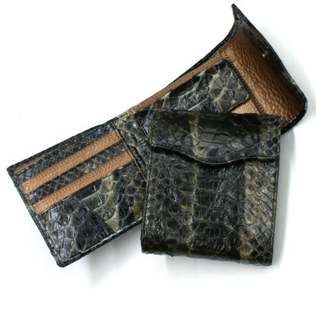 パイソン 財布 二つ折り財布 折り財布 革財布 札入れ 本革財布 蛇 ヘビ 革 牛革 かぶせホック付き 小銭入れ有り カード収納 日本製 ハードシェード ブラック