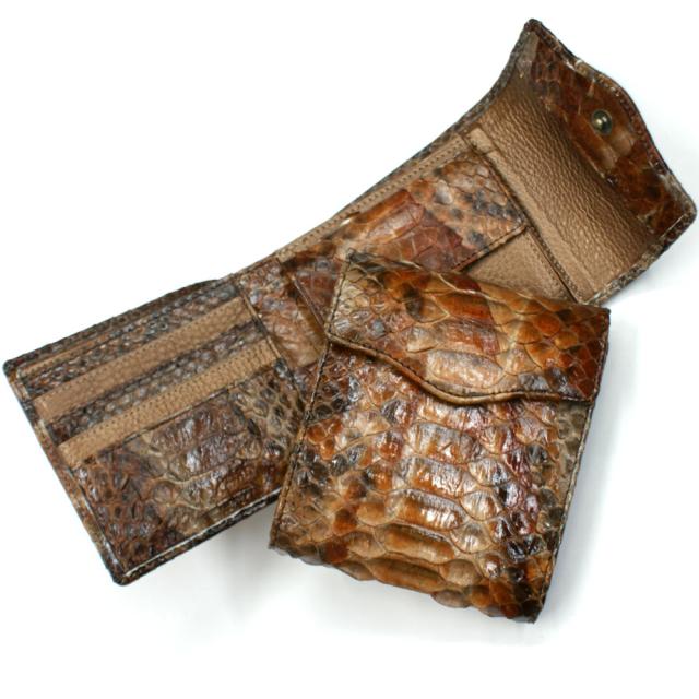 パイソン 財布 二つ折り財布 折り財布 革財布 札入れ 本革財布 蛇 ヘビ 革 牛革 かぶせホック付き 小銭入れ有り カード収納 日本製 ハードシェードチョコ
