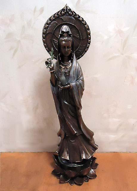 蓮華台の上に立つ観音菩薩像-ブロンズ風 彫像 慈悲と慈愛の女神彫刻 観音経 般若心経 観世音菩薩 観自在菩薩 救世菩薩 法華経 三十三観音（輸入品)_6