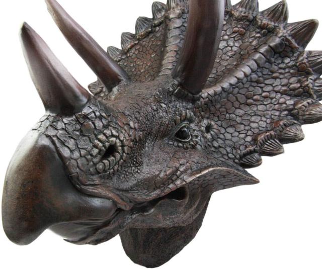 恐竜のトリケラトプス　頭部（トロフィー ）の彫刻　彫像　角竜類 恐竜 プレゼント 贈り物/（輸入品）_3