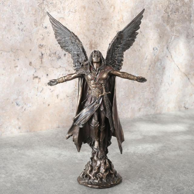 上昇する聖天使 ミカエル彫刻 彫像 マイケル 守護天使 高さ約28ｃｍ/ カトリック教会 聖霊 福音 洗礼 十字架 記念プレゼント贈り物（輸入品_3
