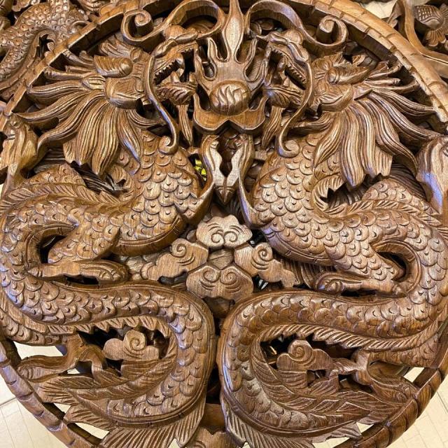 即納！直径約61cm中華風ダブルドラゴン双竜チーク材木製彫刻 吊り下げ式壁掛けアートメダリオン円盤 トロピカルブラウン色 壁彫刻 工芸装飾 オーナメント 中華飯店輸入品_5