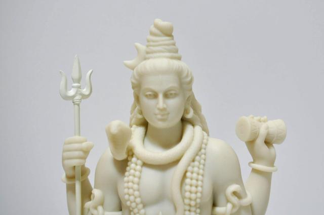 即納！蓮のポーズで瞑想する、シヴァ神彫像 - 悪、無知、死を破壊するヒンズー教の神 (輸入品