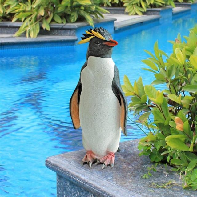 西洋動物彫刻 ロックホッパー イワトビ ペンギンの像 多色塗り彫像/ 動物園 カフェ パブ 幼稚園 児童館 記念品プレゼント贈り物(輸入品_1