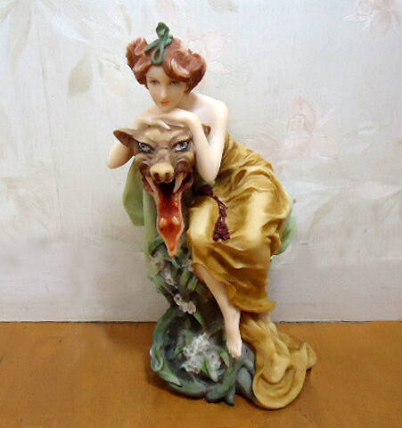 アルフォンス・ミュシャ風「貴婦人と野獣」の女性彫刻-彫像 高さ 約22ｃｍ置物/ コレクション 貴賓室 リビング（輸入品s_7