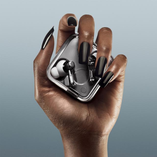 【新生活応援第2弾 NOTHING公式ストア】 新発売 Nothing ear(3) ハイレゾ ワイヤレスイヤホン 24bit LDACワイヤレス対応 AIによる環境ノイズキャンセリング 45dBアダプティブANC スーパーマイク 最長38時間使用 ワイヤレス充電 デュアル接続_17