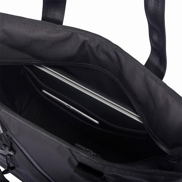 ヒュンメル メンズ レディース CITY WP TOTE BAG バッグ 鞄 防水 高機能 軽量 耐久性 アウトドア レジャー 通学 通勤 トートバッグ ブラック 黒 送料無料 hummel HFB2054_2