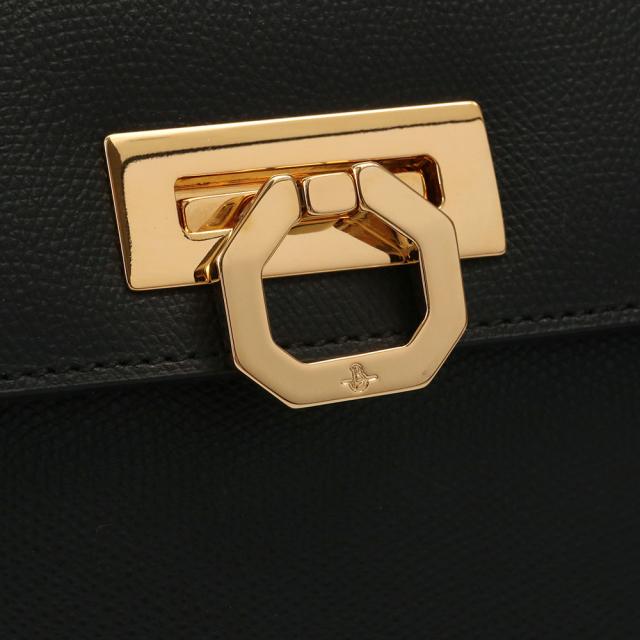 カルボッティ／CARBOTTI 