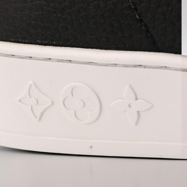 ルイ・ヴィトン／LOUIS VUITTON LVリゾートレザー スニーカーブラックモノグラム メンズ ローカットレザースニーカー(ブラック) 1AA621／サイズ 41(JP25.5)／[中古／Sランク]★クーポン5%OFF［返品不可]★クーポン5%OFF_5