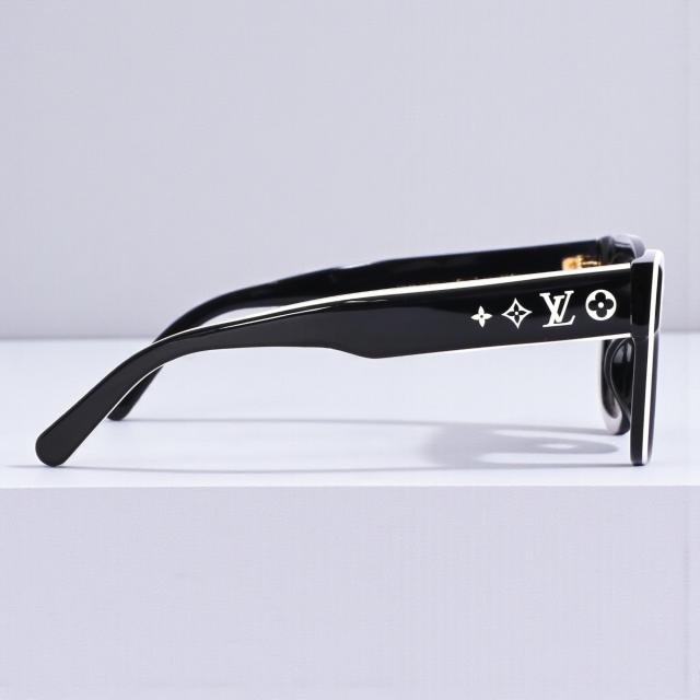ルイ・ヴィトン／LOUIS VUITTON LVライン スクエアサングラス メンズ・レディース (ブラック) Z2645U [中古／Sランク]［返品不可]_5