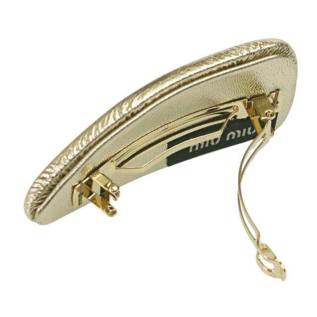 ミュウミュウ／MIU MIU ナッパレザー ヘアクリップ” ロゴ