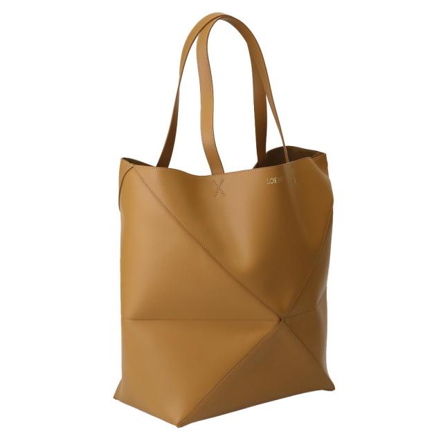 【クーポン5%OFF】ロエベ／LOEWE パズルフォルド トート XL(シャイニーカーフ)折り畳み可能・レザートートバッグ(ウォームデザート) B933Q18X01 2586／WARM DESERT／SHINY CALF[返品無料]