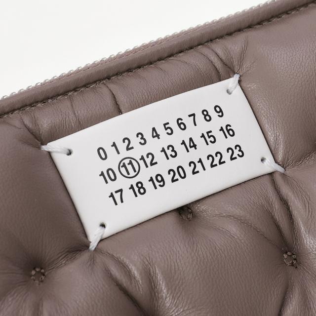 メゾンマルジェラ MAISON MARGIELA グラム スラム エンブロイダリー ウォレット 長財布 キルティング ナンバリングロゴ ラウンドファスナー SA1UI0030 P6434 T2615[並行輸入/海外正規品/返品可]★クーポン5%OFF_5