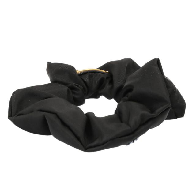 クーポン5%OFF】プラダ／PRADA Re Nylon シュシュトライアングルロゴ