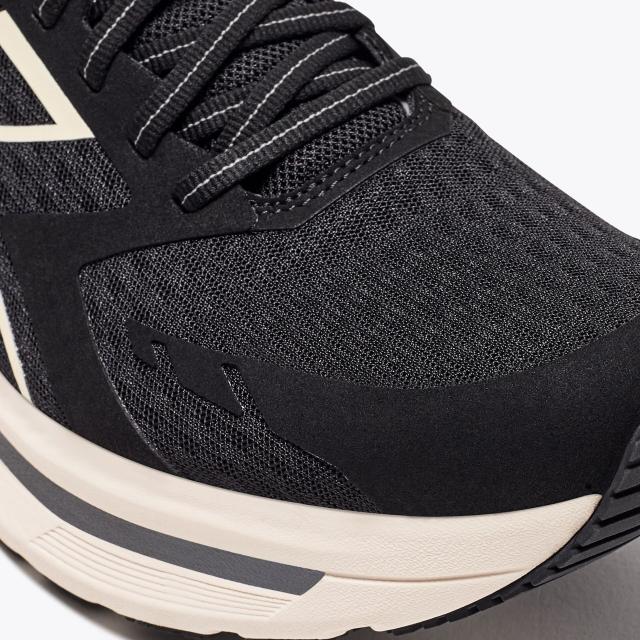 Diadora (ディアドラ) CELLULA ブラック ユニセックス スニーカー ACTIVE コレクション Diadora (ディアドラ) CELLULA ブラック ユニセックス スニーカー