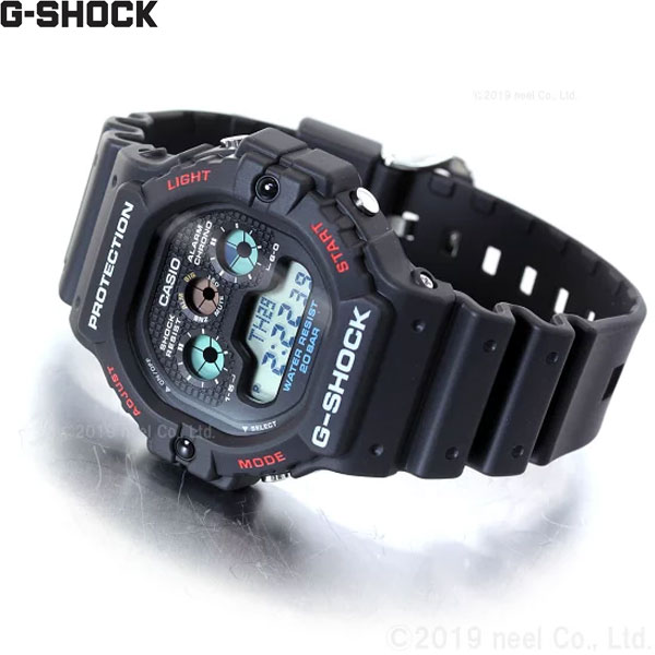 即決【G-SHOCK 原点回帰をテーマに過去の名機を現在に甦らせたメンズ腕時計】DW-5900-1JF 新品　国内正規品　タグ付き　レアー品薄 値下げ7,980円ですG-SHOCK DW-5750E-1 過去の名機を現在に甦らせたモデルです2018年生誕35周年の記念モデル